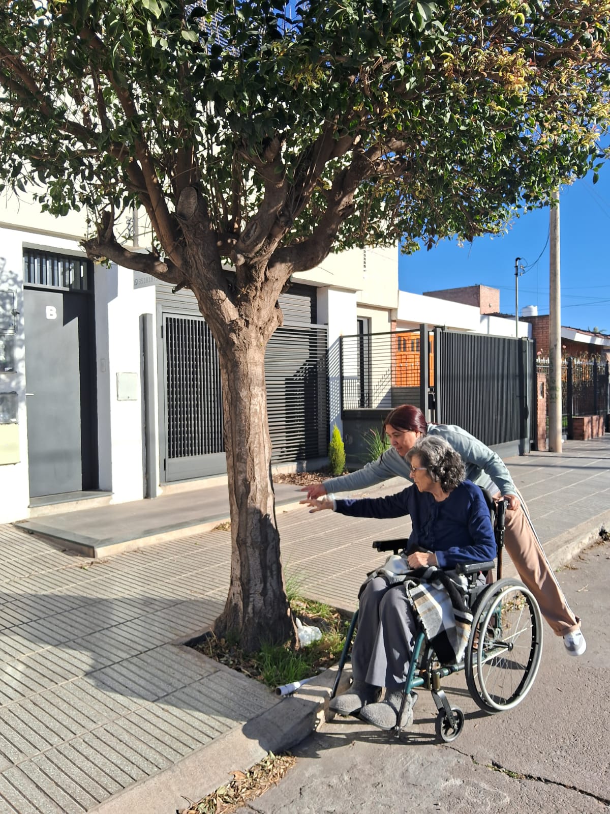 Acompañamiento a personas mayores